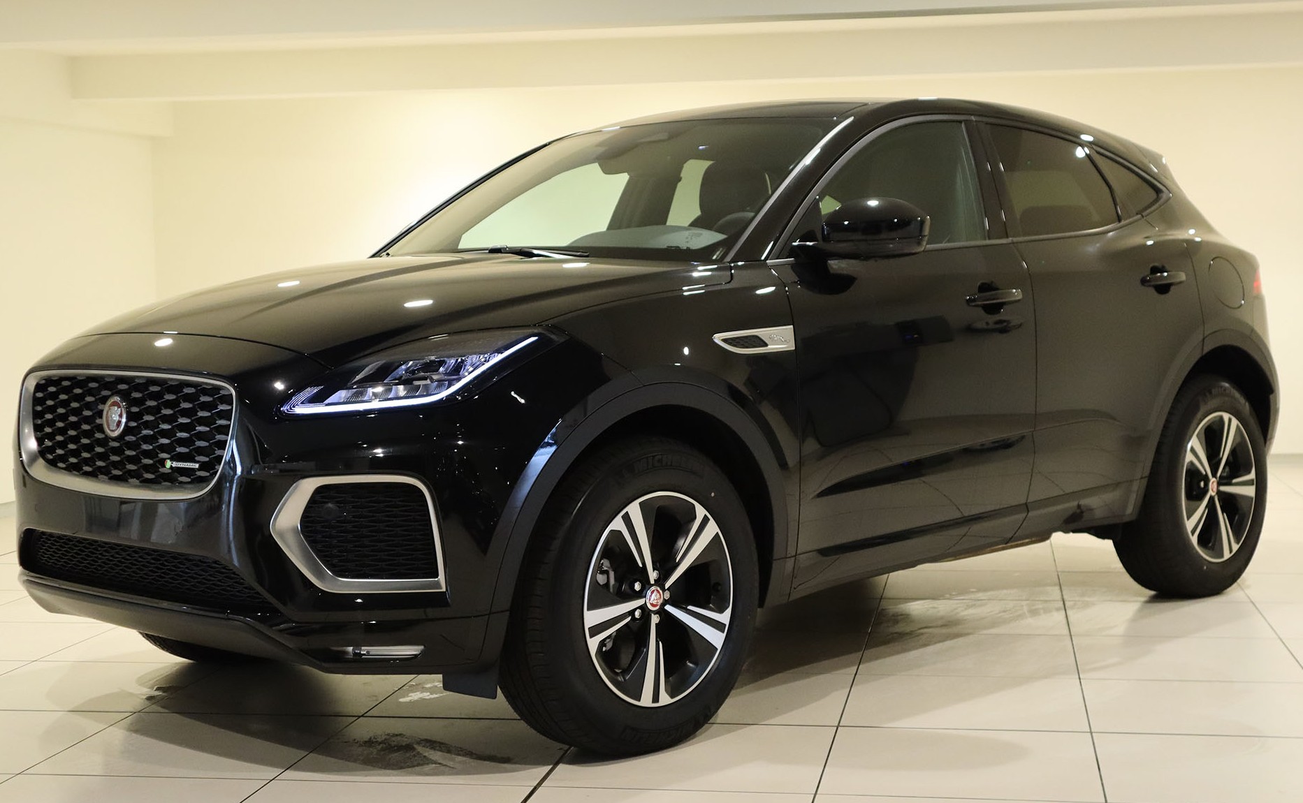 JAGUAR E-PACE AWD 1.5 PHEV  R-DYNAMIC S - 2023