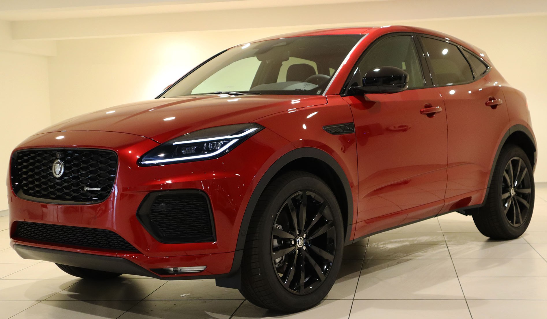JAGUAR E-PACE FWD 1.5 R-DYNAMIC S - 2024
